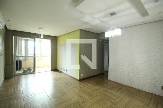 Sala de apartamento à venda com 4 quartos, 107m² em Freguesia (jacarepaguá), Rio de Janeiro