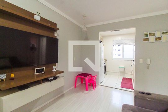 Sala de apartamento à venda com 2 quartos, 40m² em Colônia (zona Leste), São Paulo