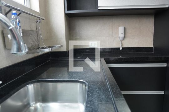 Cozinha de apartamento à venda com 3 quartos, 107m² em Paraíso, São Paulo