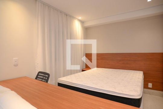 Quarto de kitnet/studio para alugar com 1 quarto, 34m² em Vila Nair, São Paulo