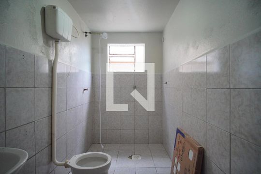Banheiro de apartamento para alugar com 1 quarto, 45m² em Guarani, Novo Hamburgo