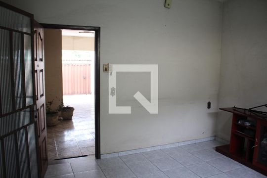 Casa à venda com 3 quartos, 405m² em Eldorado, Contagem