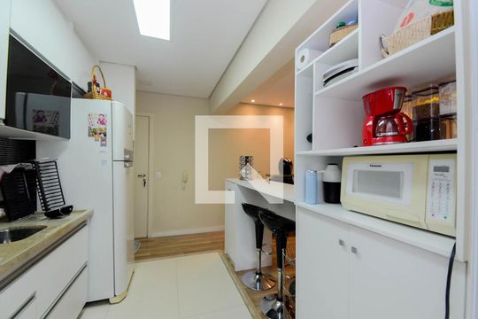 Cozinha de apartamento à venda com 3 quartos, 84m² em Gopouva, Guarulhos