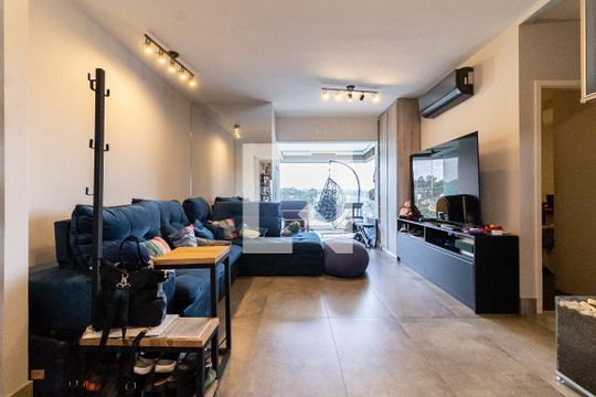 Apartamento para alugar com 3 quartos, 136m² em Jardim Prudência, São Paulo