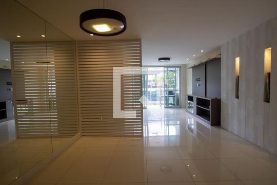 Sala de apartamento à venda com 4 quartos, 155m² em Recreio dos Bandeirantes, Rio de Janeiro