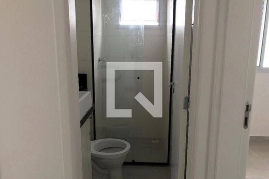 Banheiro de apartamento para alugar com 2 quartos, 40m² em Vila Matilde, São Paulo