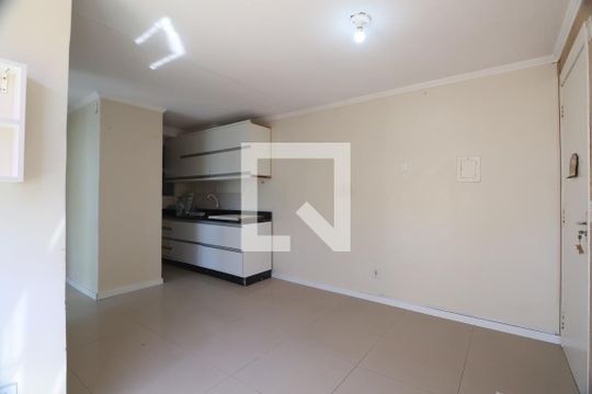 Apartamento à venda com 2 quartos, 38m² em Olaria, Canoas