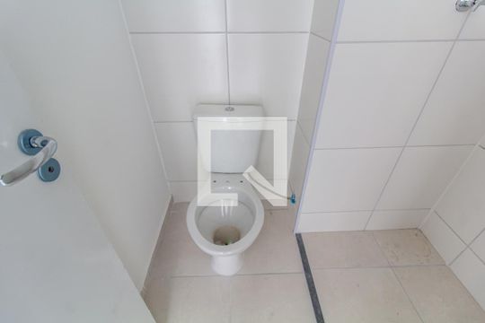 Banheiro de apartamento para alugar com 2 quartos, 35m² em Vila Norma, São Paulo