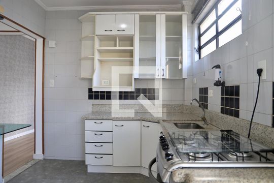 Cozinha de apartamento à venda com 2 quartos, 68m² em Mirandópolis, São Paulo
