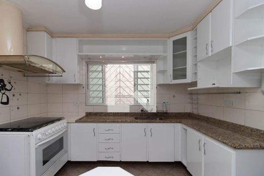 Cozinha de casa à venda com 4 quartos, 195m² em Vila Mazzei, São Paulo