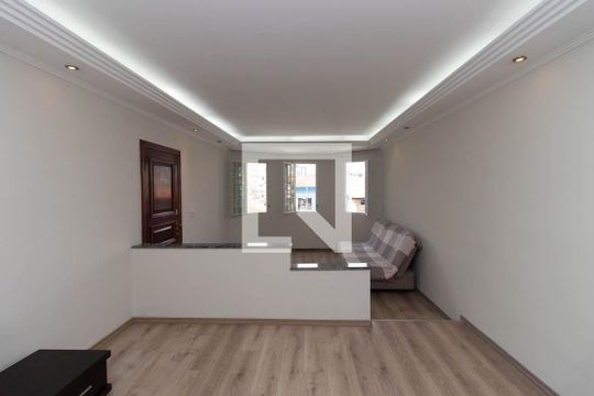 Sala de casa à venda com 4 quartos, 195m² em Vila Mazzei, São Paulo