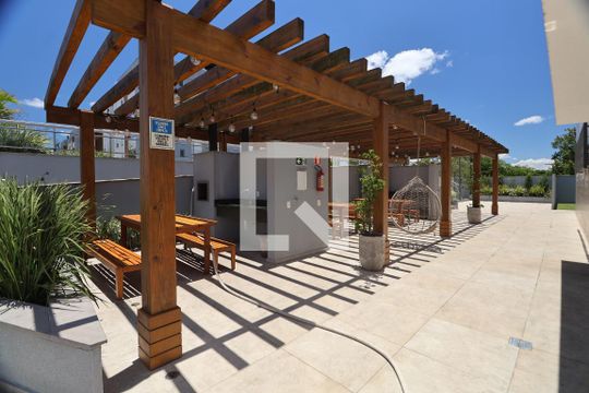 Área comum - Churrasqueira de apartamento para alugar com 2 quartos, 70m² em Olaria, Canoas