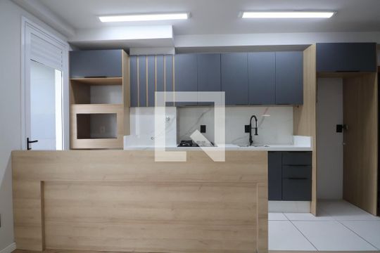 Cozinha - Armários de apartamento para alugar com 2 quartos, 70m² em Olaria, Canoas