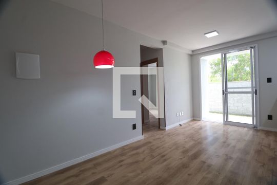 Sala de apartamento para alugar com 2 quartos, 70m² em Olaria, Canoas