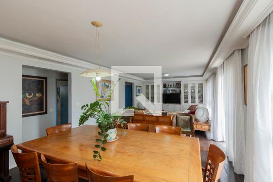 Sala de apartamento para alugar com 4 quartos, 215m² em Campo Belo, São Paulo