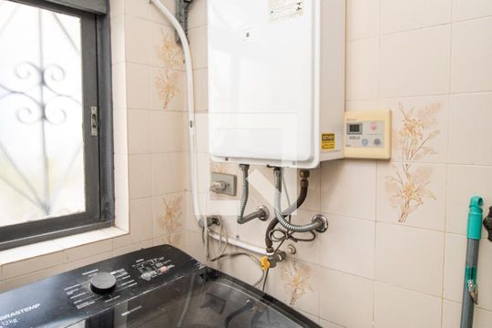 Área de Serviço de casa para alugar com 3 quartos, 200m² em Jardim Virginia Bianca, São Paulo