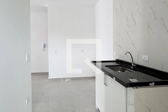 Cozinha de apartamento para alugar com 2 quartos, 65m² em Jardim Audir, Barueri