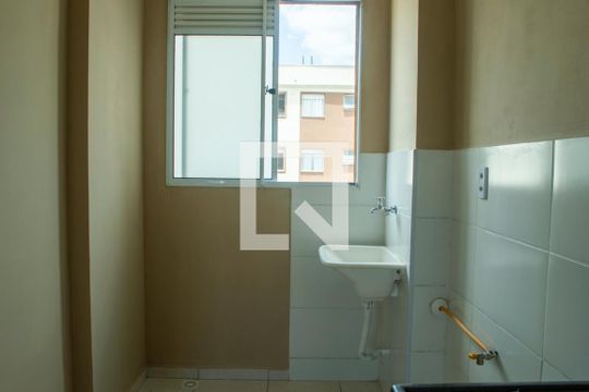 Área de Serviço de apartamento para alugar com 2 quartos, 45m² em Wanel Ville, Sorocaba
