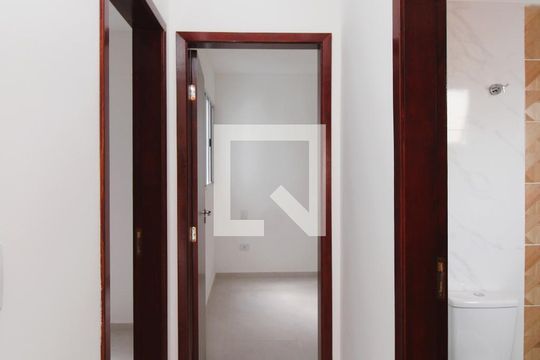 Corredor - Quartos de apartamento à venda com 2 quartos, 41m² em Vila Nova Carolina, São Paulo