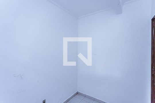 Quarto de Serviço de casa para alugar com 1 quarto, 65m² em Vila Portugal, São Paulo