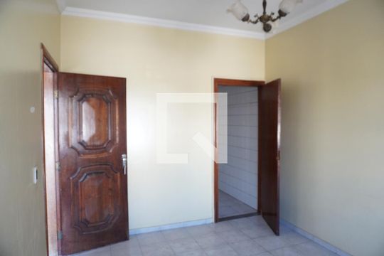 Casa à venda com 2 quartos, 100m² em Jardim Guanabara, Americana