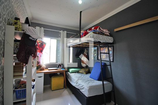 Quarto 2 de apartamento para alugar com 2 quartos, 74m² em Vila Marchi, São Bernardo do Campo