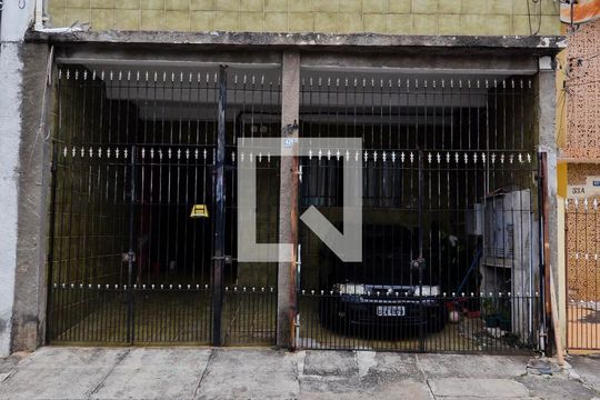 Fachada de casa à venda com 2 quartos, 150m² em Parque Santo Antonio, Guarulhos