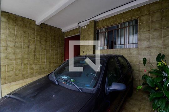 Garagem de casa à venda com 2 quartos, 150m² em Parque Santo Antonio, Guarulhos