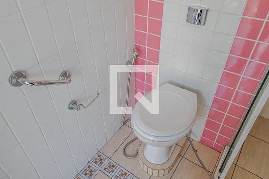 Banheiro da Suíte de casa à venda com 3 quartos, 240m² em Jardim Europa, São Paulo