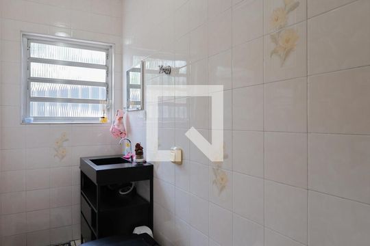 Lavabo de casa à venda com 3 quartos, 298m² em Vila Roque, São Paulo