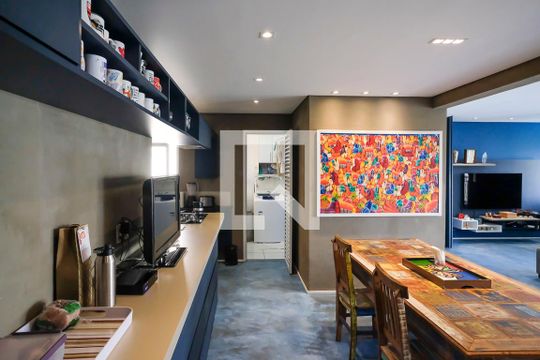 Cozinha de apartamento à venda com 3 quartos, 145m² em Santa Paula, São Caetano do Sul