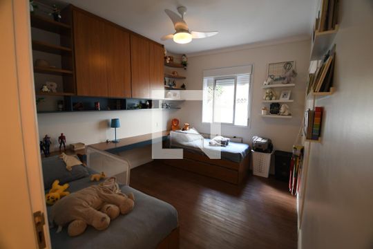 Quarto 2 de apartamento à venda com 3 quartos, 138m² em Cambuí, Campinas