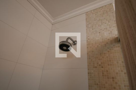 Banheiro 1 de apartamento para alugar com 3 quartos, 138m² em Cambuí, Campinas