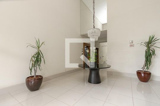 Hall de Entrada de apartamento para alugar com 2 quartos, 90m² em Cidade Monções, São Paulo