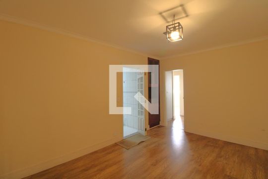 Sala 2 de casa à venda com 3 quartos, 250m² em Vila do Castelo, São Paulo