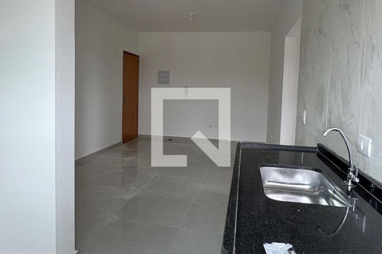 Cozinha de apartamento para alugar com 2 quartos, 50m² em Jardim Audir, Barueri