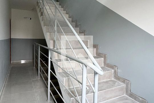 Corredor de apartamento para alugar com 2 quartos, 50m² em Jardim Audir, Barueri