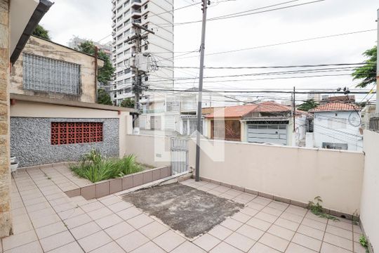 Entrada de casa à venda com 4 quartos, 204m² em Vila Pauliceia, São Paulo