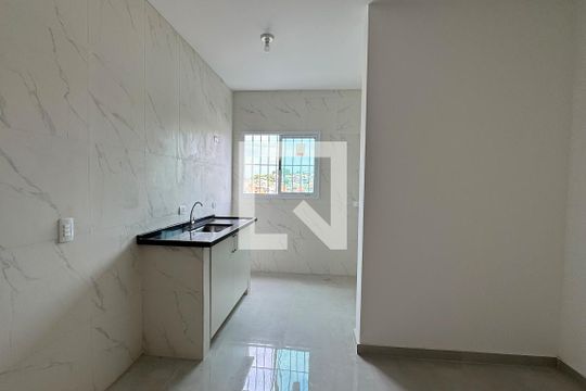 Cozinha de apartamento para alugar com 2 quartos, 50m² em Jardim Audir, Barueri