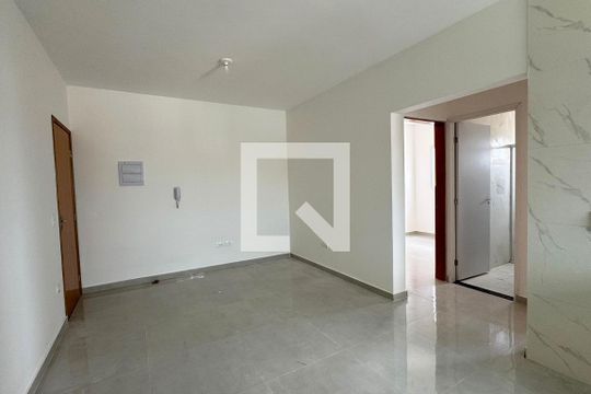 Sala de apartamento para alugar com 2 quartos, 50m² em Jardim Audir, Barueri