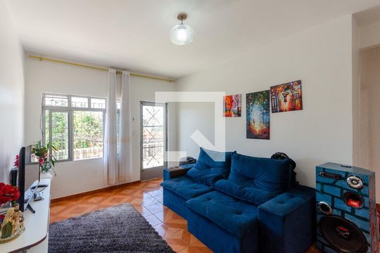 Sala de casa à venda com 3 quartos, 270m² em Vila Guedes, São Paulo