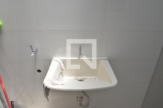 Área de Serviço de apartamento para alugar com 2 quartos, 47m² em Vila Helena, Santo André