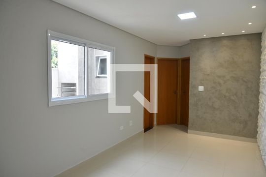 Sala de apartamento para alugar com 2 quartos, 47m² em Vila Helena, Santo André