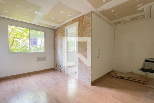 Apartamento à venda com 2 quartos, 34m² em Jardim Sao Saverio, São Bernardo do Campo