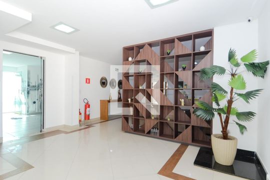 Hall Social  de apartamento à venda com 2 quartos, 57m² em Vila Rosalia, Guarulhos
