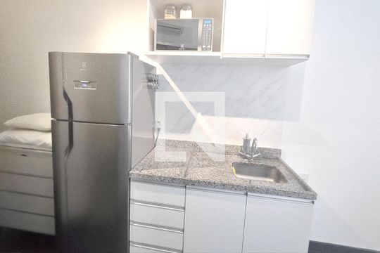 Cozinha de kitnet/studio à venda com 1 quarto, 20m² em Santa Paula, São Caetano do Sul