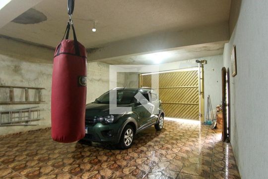 Garagem de casa à venda com 3 quartos, 250m² em Jardim Sapopemba, São Paulo