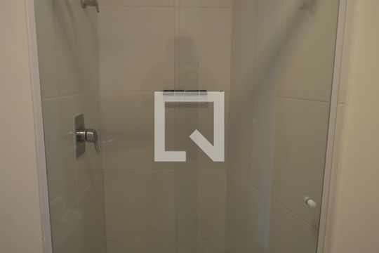 Banheiro de kitnet/studio à venda com 1 quarto, 23m² em Sé, São Paulo