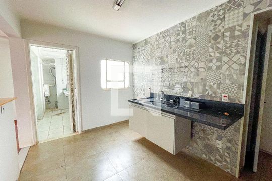 Cozinha de apartamento à venda com 3 quartos, 105m² em Sumarezinho, São Paulo