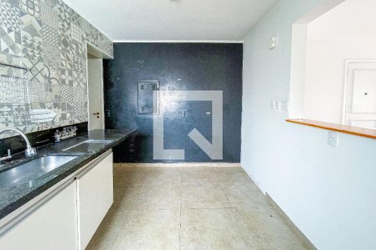Cozinha de apartamento à venda com 3 quartos, 105m² em Sumarezinho, São Paulo